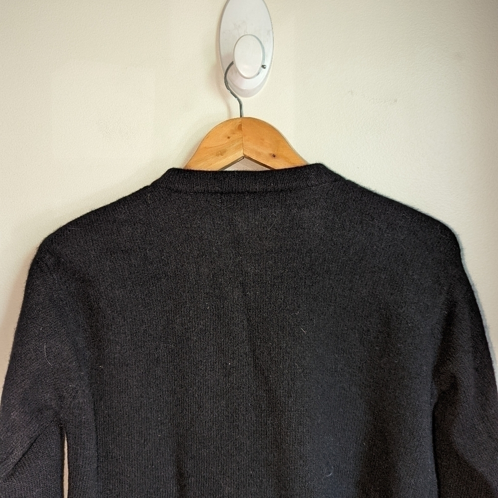 𝅺VINTAGE Black Embroidery & Pearls Lambswool & Angora Knit Cardigan Size Medium - Picture 8 of 13